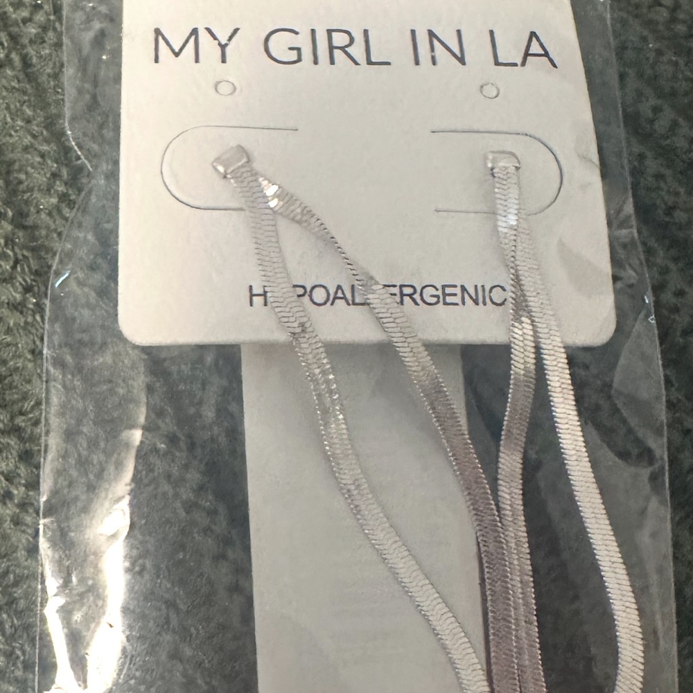 Elegant Silver Drop Earrings - Picture 2 of 5